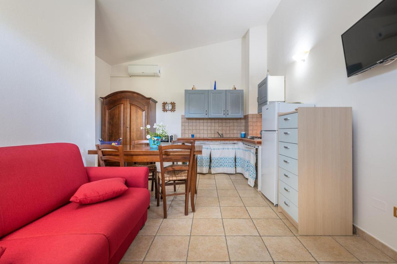 Casa Vacanza De Dinu SantʼAnna Arresi Extérieur photo